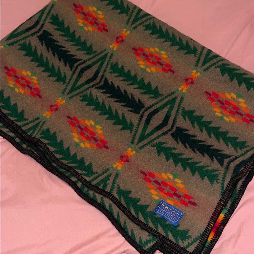 Pendleton Beaver Staye Multicolor Wool Blanket Shawl Southwest Tribal Design - Picture 2 of 3